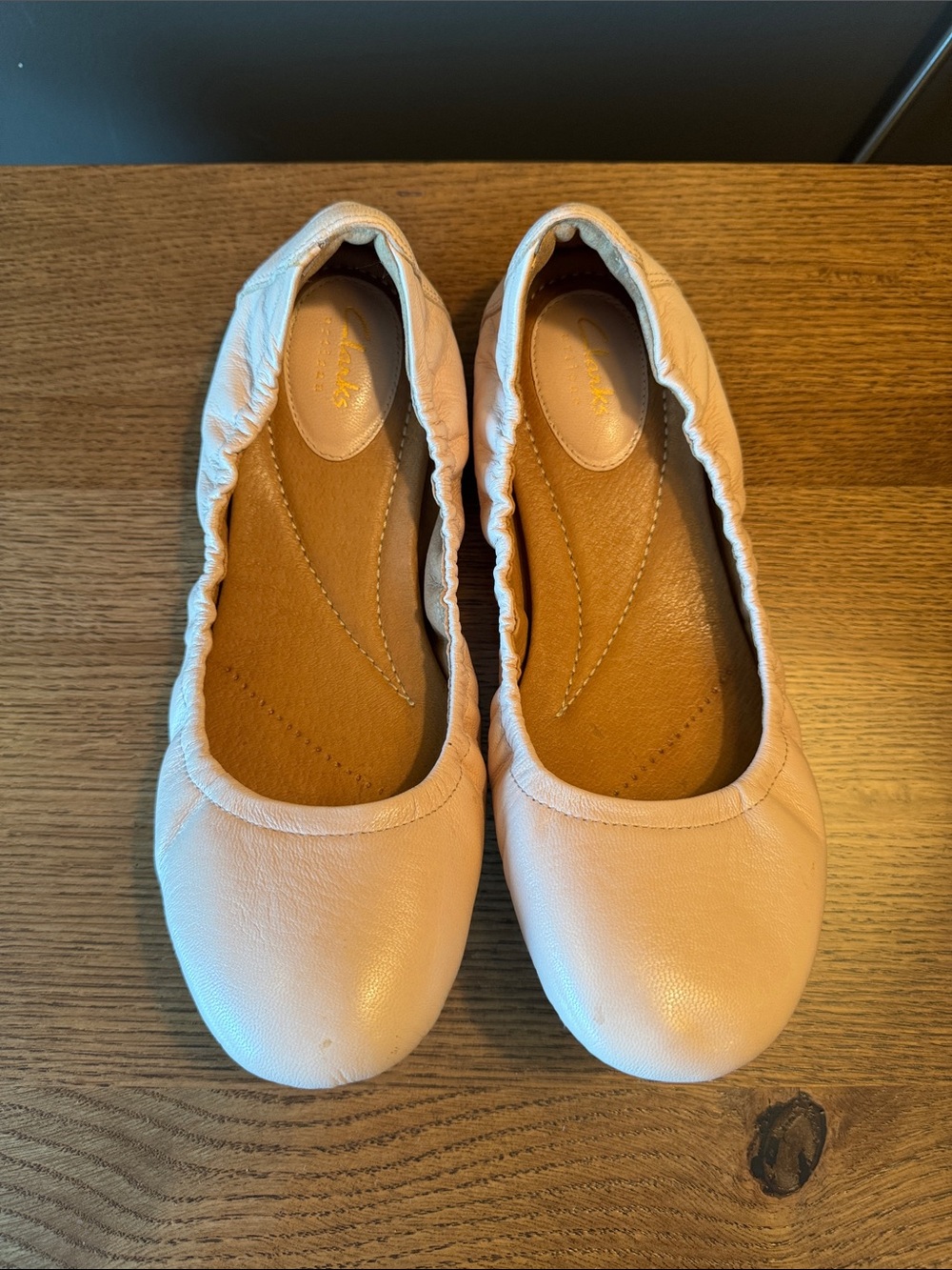 Clarks Women's Ballet Flats - Light Pink - women’s 10